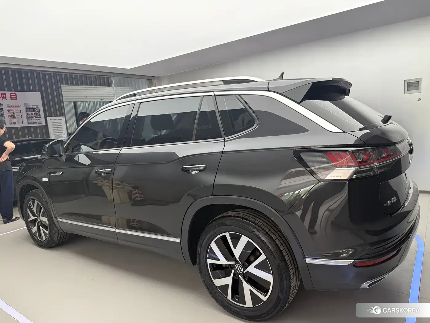 Volkswagen Tayron 2022 Черный из Китая, фото 2