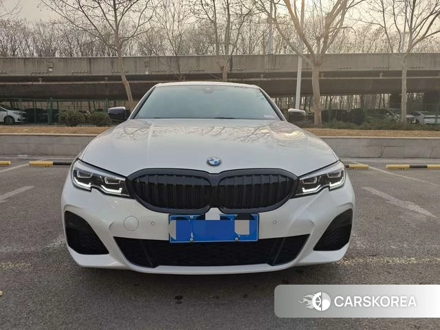 BMW 3 series 2022 Белый из Китая, фото 2