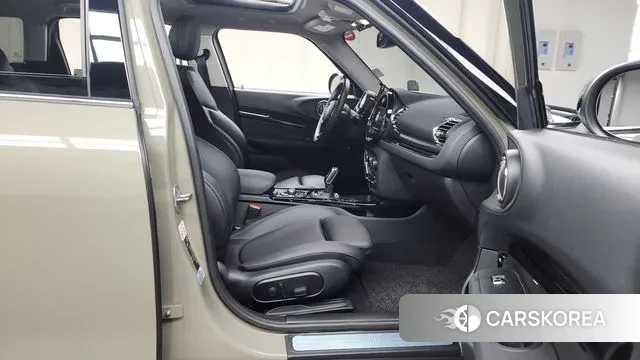 Mini Cooper Clubman 2019 Коричневый из Кореи, фото 2