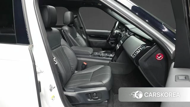 Land Rover Discovery 5 2019 Белый из Кореи, фото 2