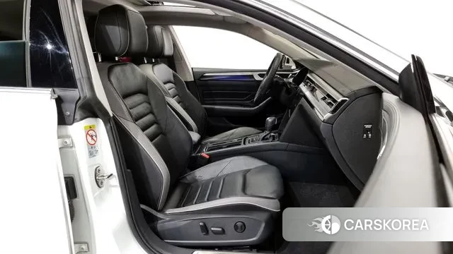 Volkswagen Arteon 2022 Белый из Кореи, фото 2