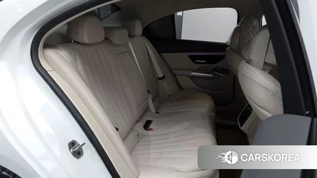 Mercedes-Benz E-Class W214 2024 Белый из Кореи, фото 2