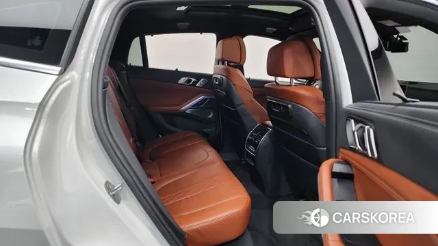 BMW X6 (G06) 2022 Белый из Кореи, фото 2