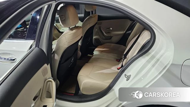 Mercedes-Benz A-Class W177 2021 Белый из Кореи, фото 2
