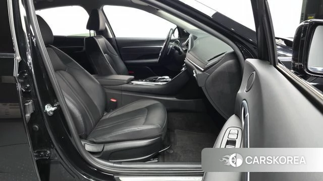 Hyundai Sonata (DN8) 2022 Черный из Кореи, фото 2