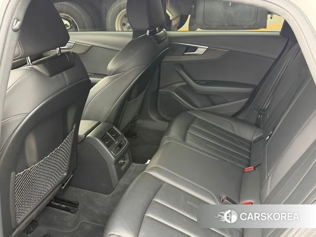 Audi A4 (B9) 2019 Белый из Кореи, фото 2
