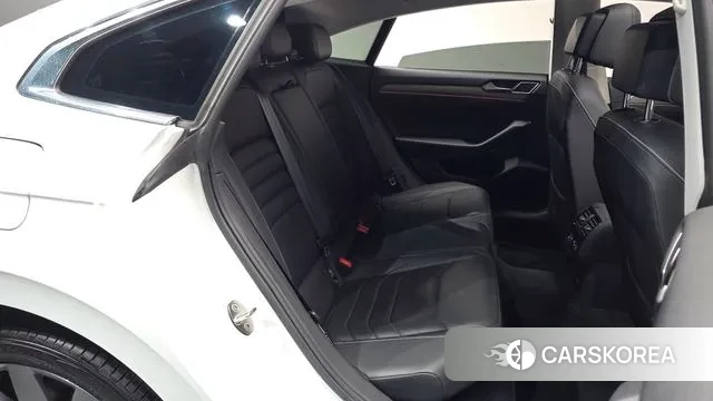 Volkswagen Arteon 2020 Белый из Кореи, фото 2