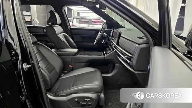 Hyundai Santa Fe (MX5) 2023 Черный из Кореи, фото 2