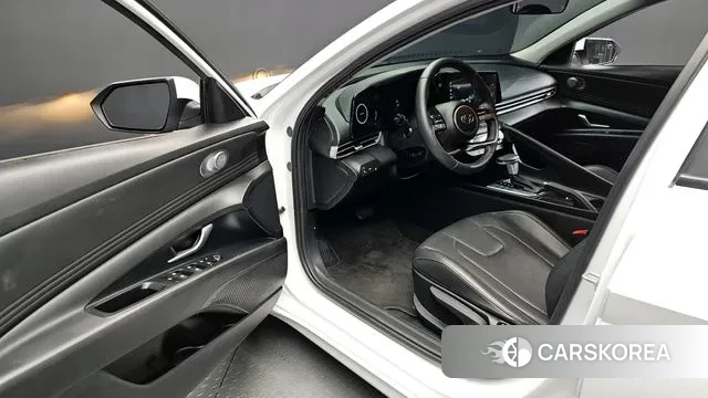 Hyundai Avante (CN7) 2022 Белый из Кореи, фото 2