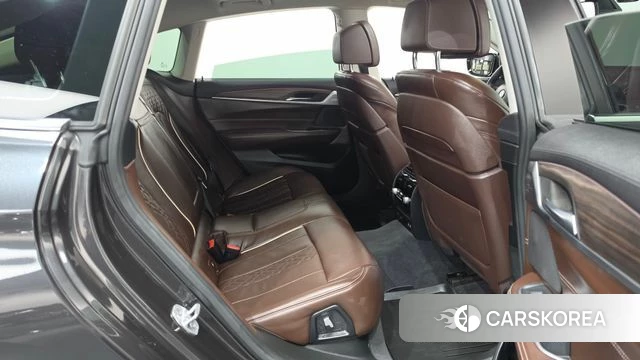 BMW 6 Series GT (G32) 2019 Серый из Кореи, фото 2