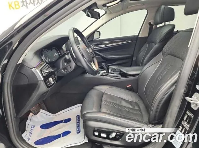 BMW 5 Series (G30) id 2616962 из Кореи 2