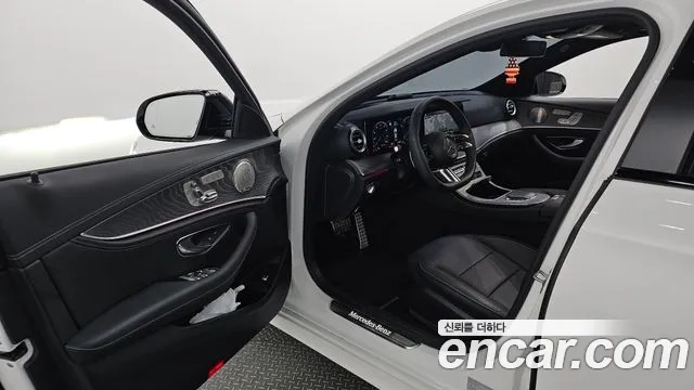 Mercedes-Benz E-Class W213 2023 Белый из Кореи, фото 2