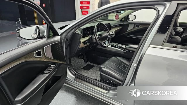 Kia K8 2022 Серебристо-серый из Кореи, фото 2