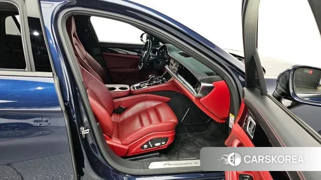 Porsche Panamera (971) 2018 Синий из Кореи, фото 2