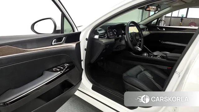 Kia K5 3rd generation 2020 Белый из Кореи, фото 2