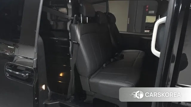 Hyundai Staria 2024 Черный из Кореи, фото 2