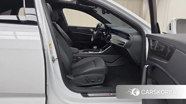 Audi A6 (C8) 2020 Белый из Кореи, фото 2