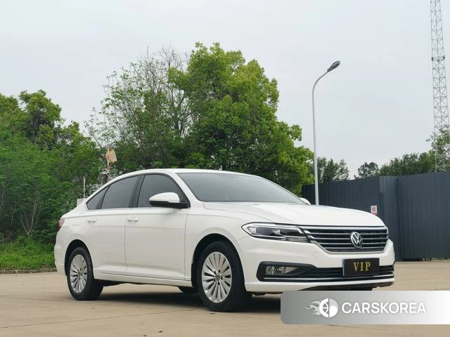 Volkswagen Lavida 2022 Белый из Китая, фото 2