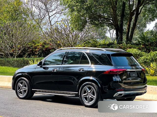 Mercedes-Benz GLE (import) 2024 Черный из Китая, фото 2