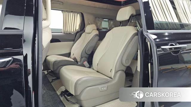 Kia Carnival 4th generation 2022 Черный из Кореи, фото 2