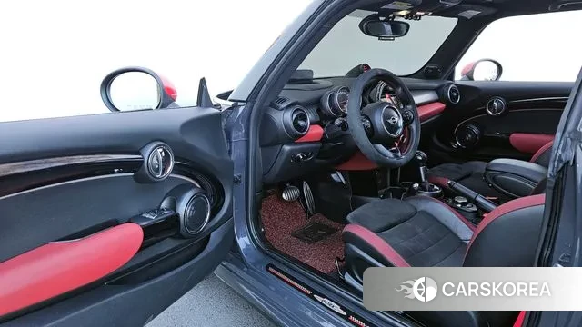 Mini Cooper S 2018 Черный из Кореи, фото 2