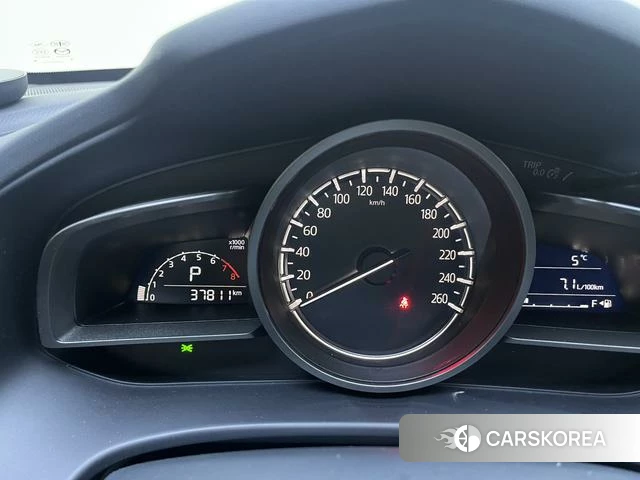 Mazda CX-4 2023 Белый из Китая, фото 2