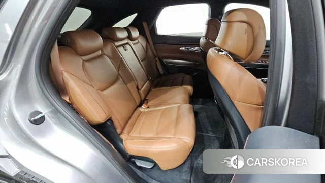 Genesis GV70 2022 Серебристо-серый из Кореи, фото 2
