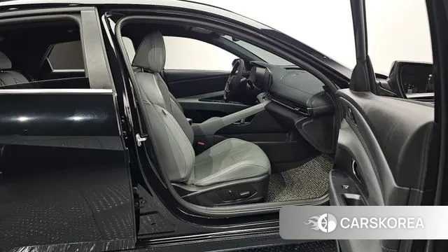 Hyundai The New Avante (CN7) 2025 Черный из Кореи, фото 2