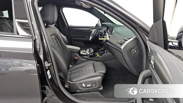 BMW X4 (G02) 2023 Серый из Кореи, фото 2