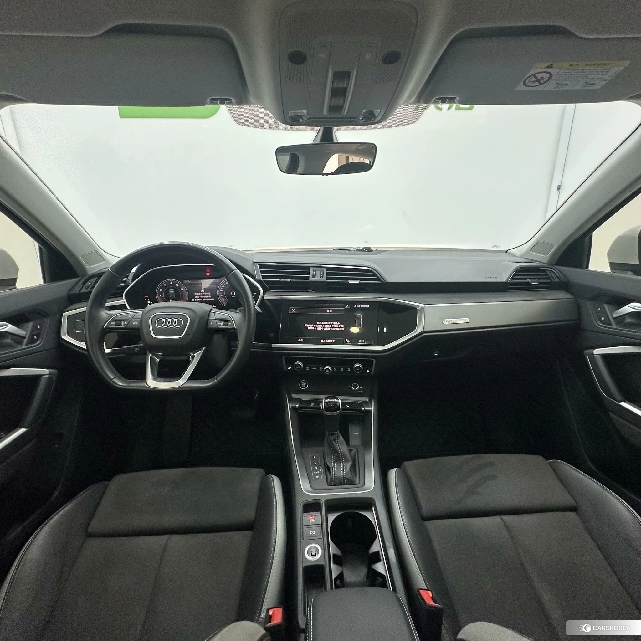 Audi Q3 2022 Белый из Китая, фото 2