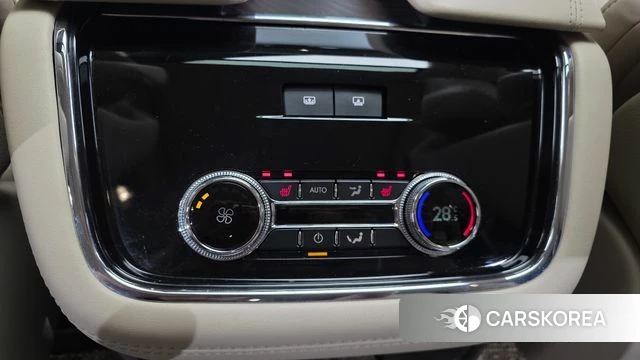 Lincoln Navigator 4th generation 2021 Жемчужный цвет из Кореи, фото 2