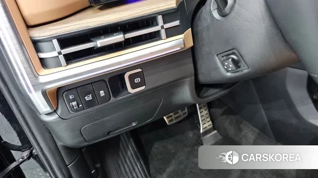 Hyundai Santa Fe (MX5) 2024 Черный из Кореи, фото 2