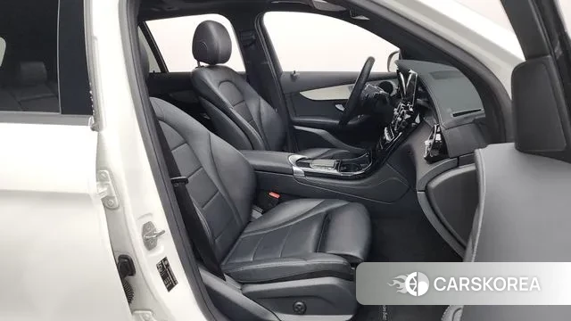 Mercedes-Benz GLC-Class X253 2020 Белый из Кореи, фото 2