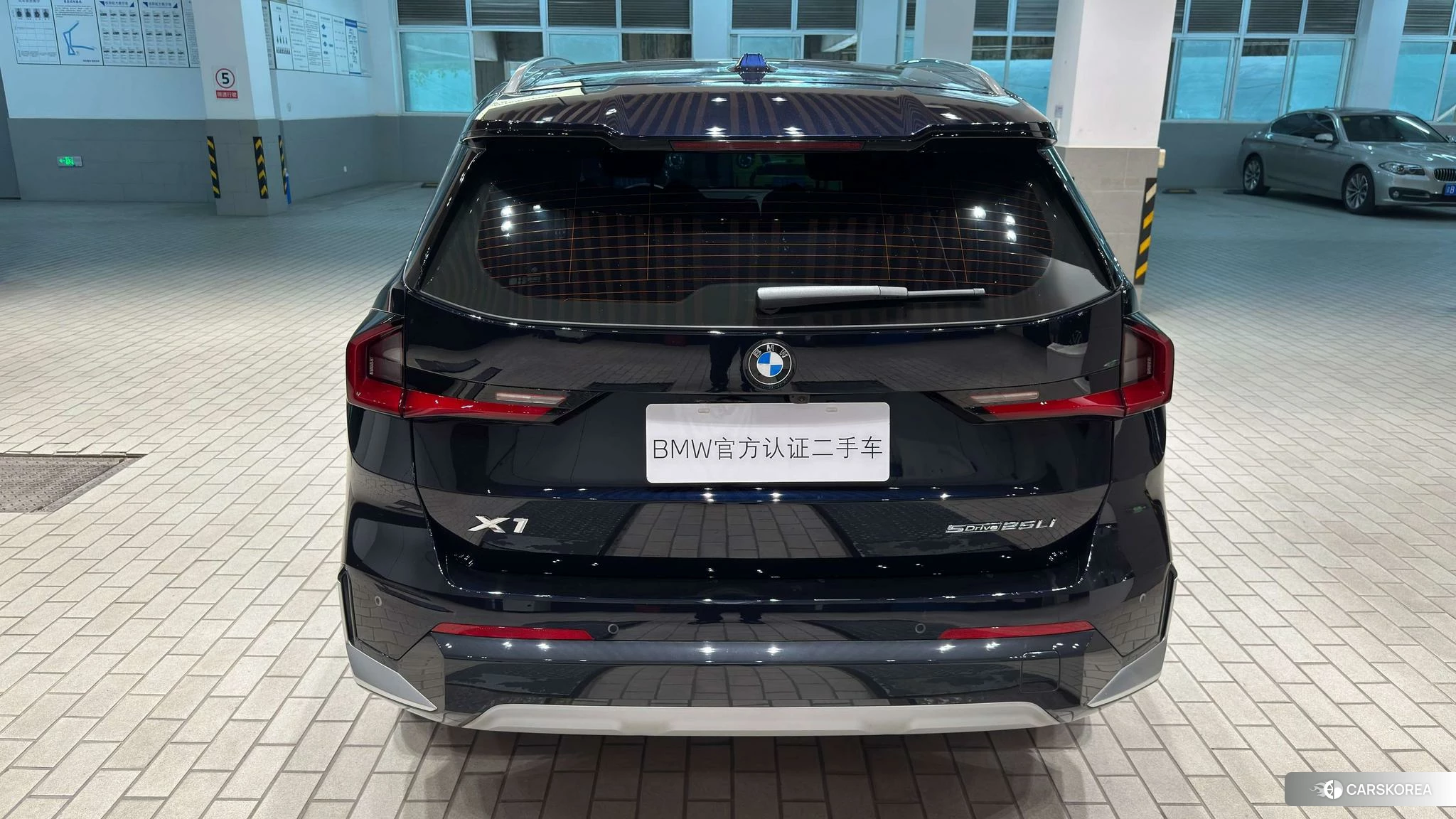 BMW X1 2023 Черный из Китая, фото 2