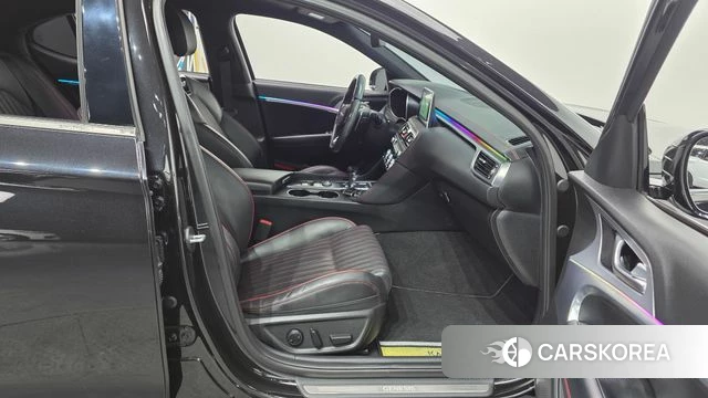 Genesis G70 2018 Черный из Кореи, фото 2