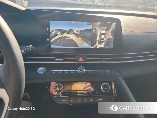 Hyundai The New Avante (CN7) 2024 Белый из Кореи, фото 2