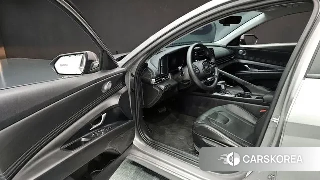 Hyundai Avante Hybrid (CN7) 2022 Серый из Кореи, фото 2