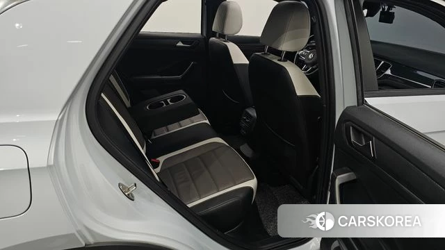Volkswagen T-Roc 2021 Белый из Кореи, фото 2