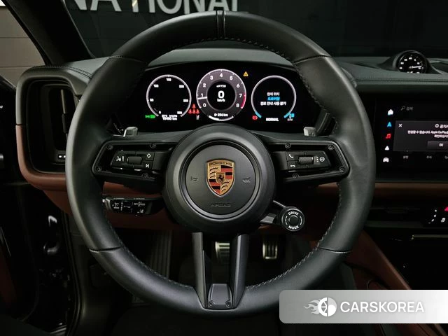 Porsche Cayenne (PO536) 2025 Черный из Кореи, фото 2