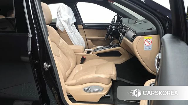 Porsche Macan 2021 Черный из Кореи, фото 2