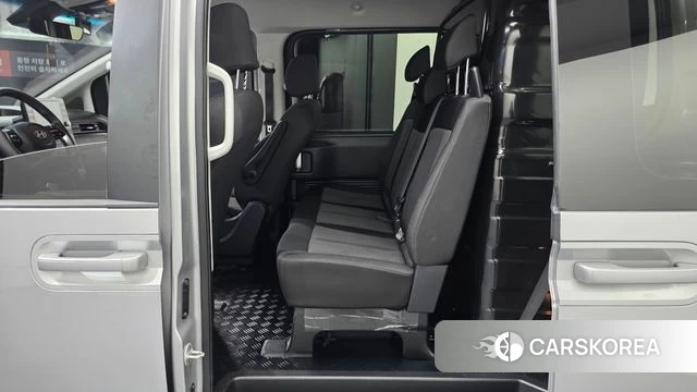 Hyundai Staria 2024 Серебряный из Кореи, фото 2