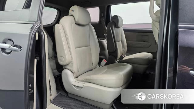 Kia The New Carnival 2019 Серый из Кореи, фото 2