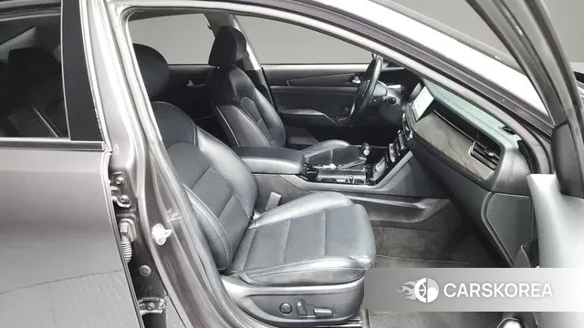 Kia K7 Premier 2020 Серый из Кореи, фото 2