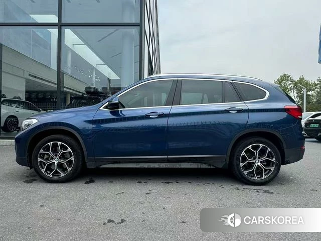 BMW X1 2021 Синий из Китая, фото 2