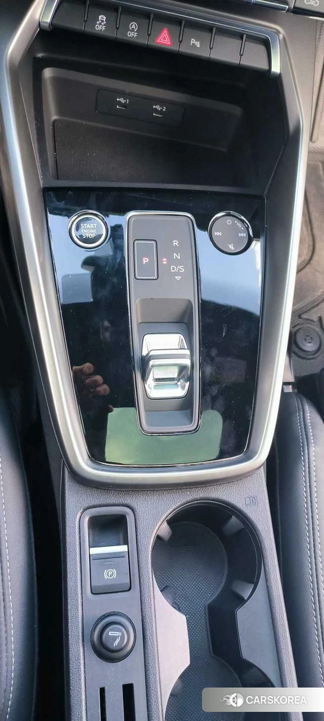 Audi A3 2023 Белый из Китая, фото 2