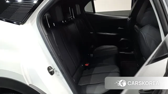 Peugeot e-2008 second generation 2022 Белый из Кореи, фото 2