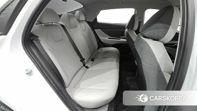 Hyundai Avante (CN7) 2023 Белый из Кореи, фото 2
