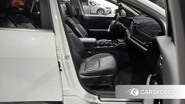 Kia Sportage 5th Generation 2022 Белый из Кореи, фото 2