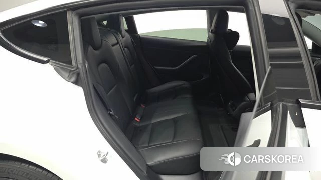 Tesla Model 3 2022 Белый из Кореи, фото 2