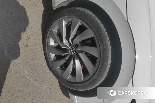 Volkswagen CC 2024 Белый из Китая, фото 2
